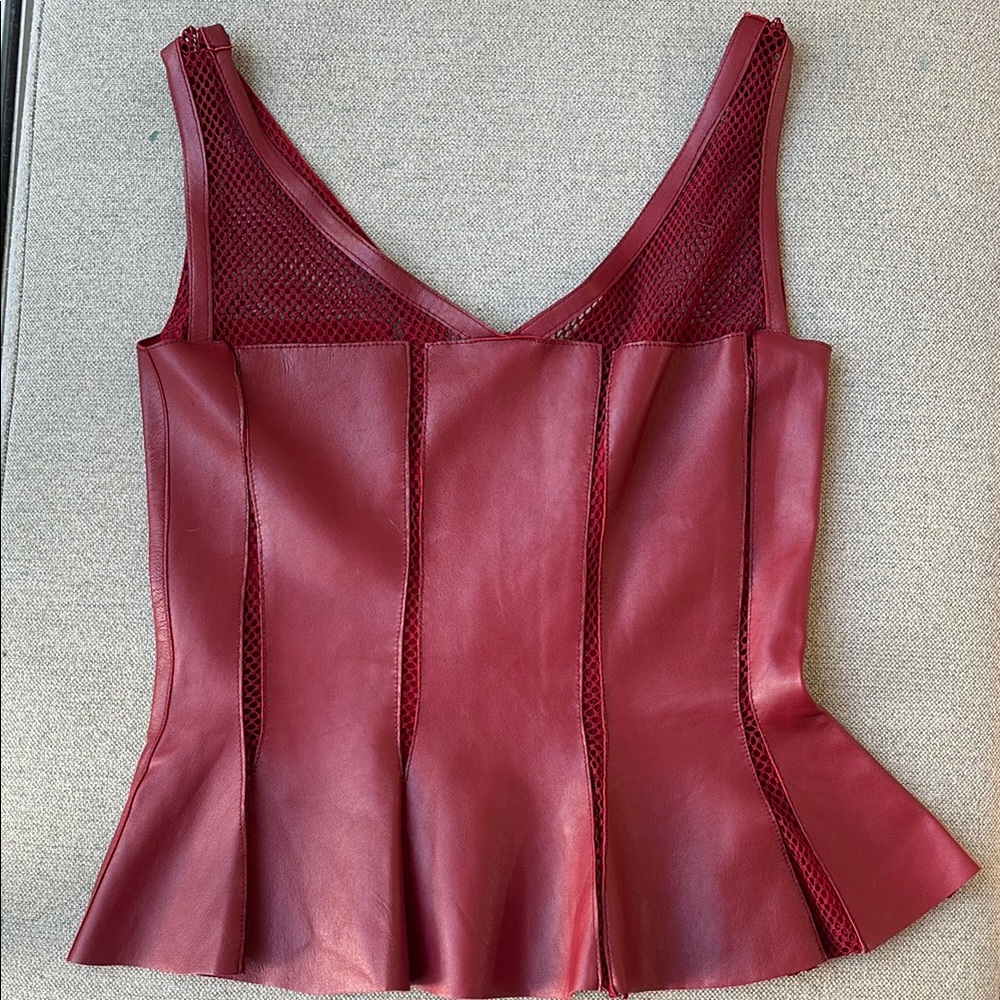 Ultra cool leather and mesh vest - Picture 3 of 10